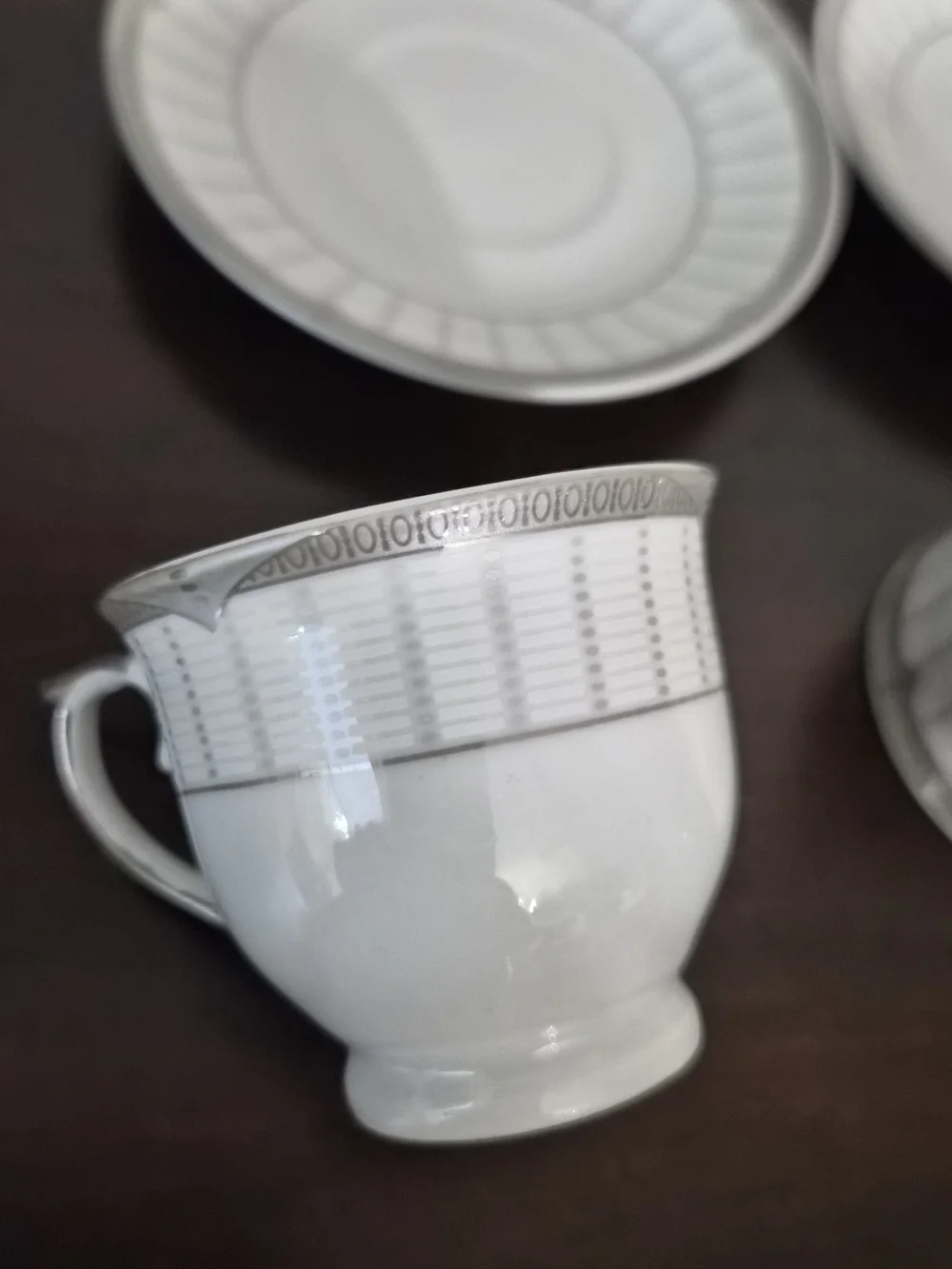 D'Lusso Design Cappuccino Cup & Saucer Set – Set of 2 – White with Silver Trim